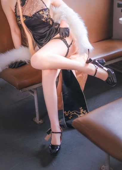 请用你的手打扰我